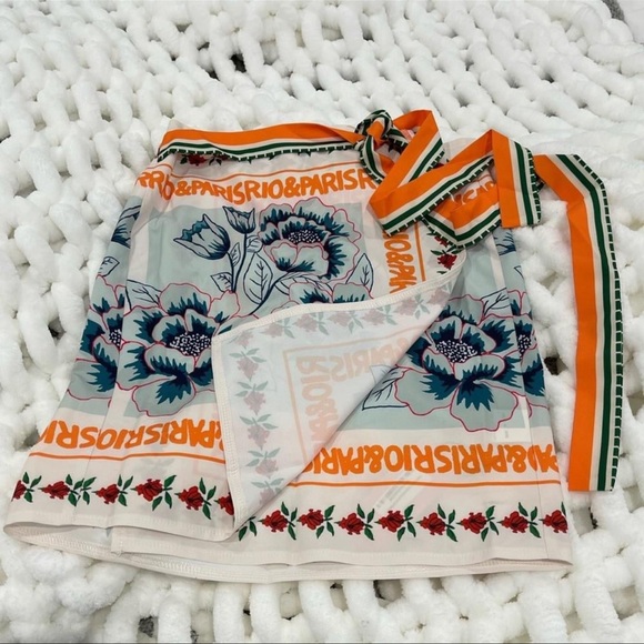 NWT COMMENSE Asymmetrical Mini Skirt - Picture 5 of 10